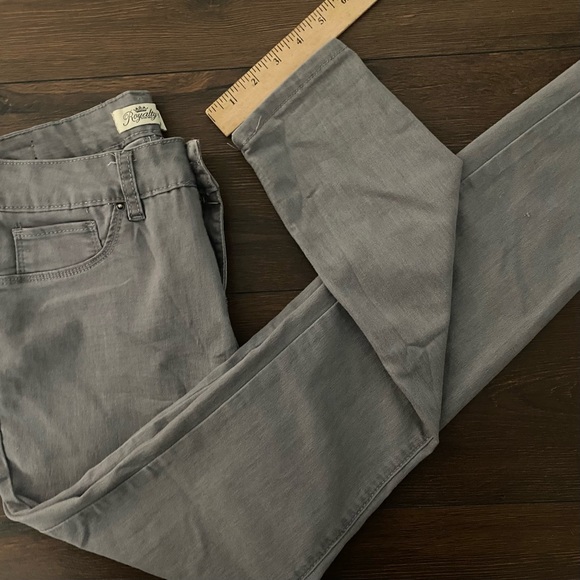 Royalty size 6 lightweight gray pants - Picture 7 of 9